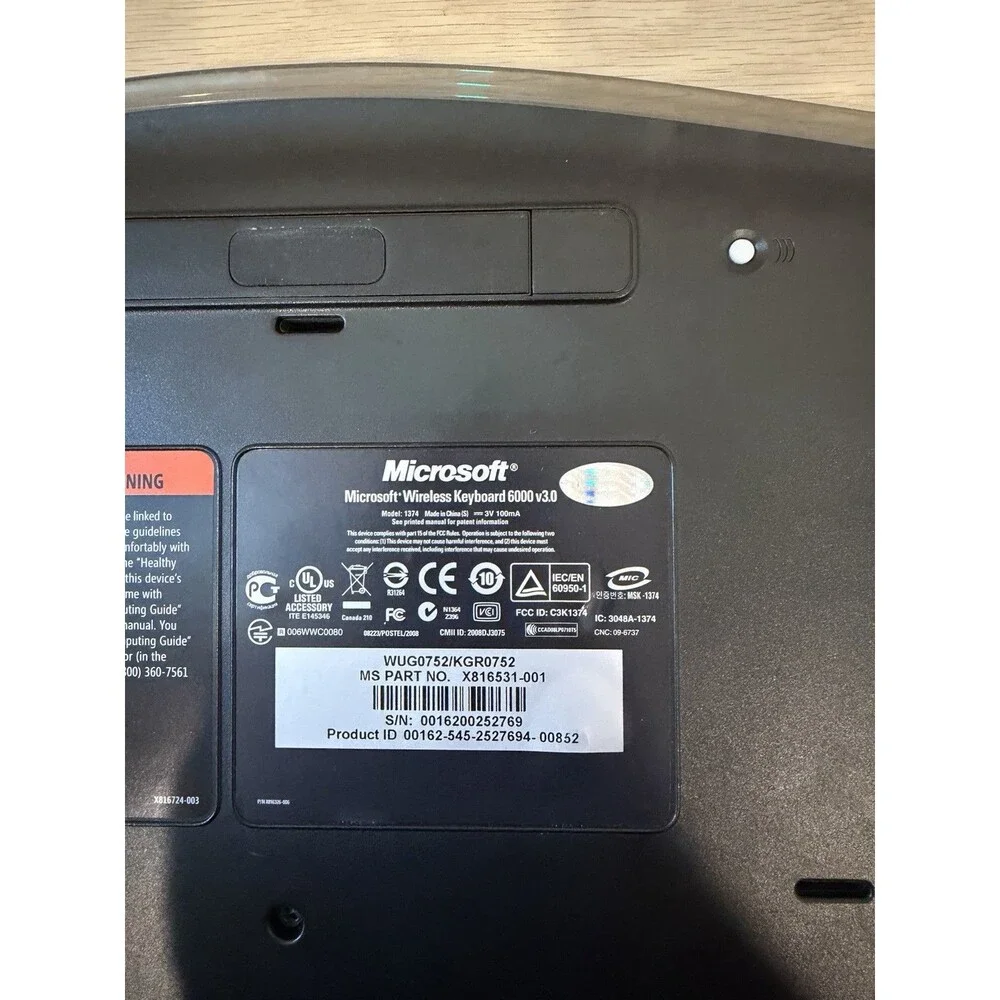 Microsoft Ergonomic Wireless Keyboard 6000 V3.0 Model: 1374 With Dongle